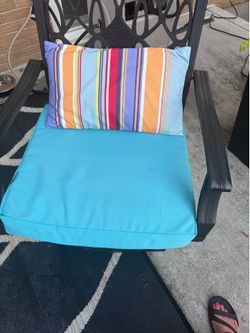 Outdoor cushion covers for sale