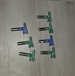 7 Graco Airless Spray Tips (Bundle Only)