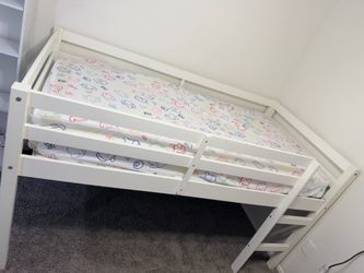 Bunker bed