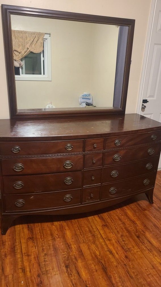 Drawer With Mirror