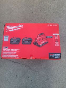 Milwaukee M18 batteries with charger