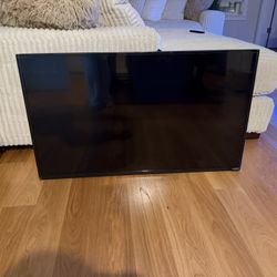 VIZIO 43” Class FHD (1080P) Smart LED TV $100 