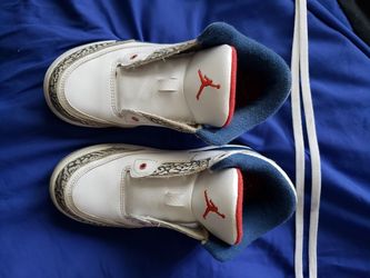 Air Jordan lll True Blue