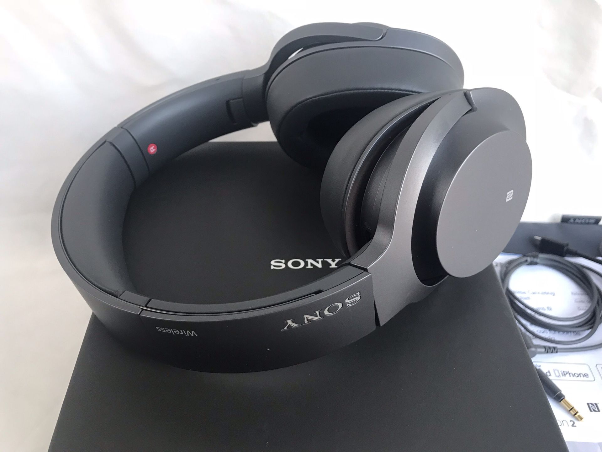 Sony h.ear 2 on Bluetooth Noise Cancelling Headphones