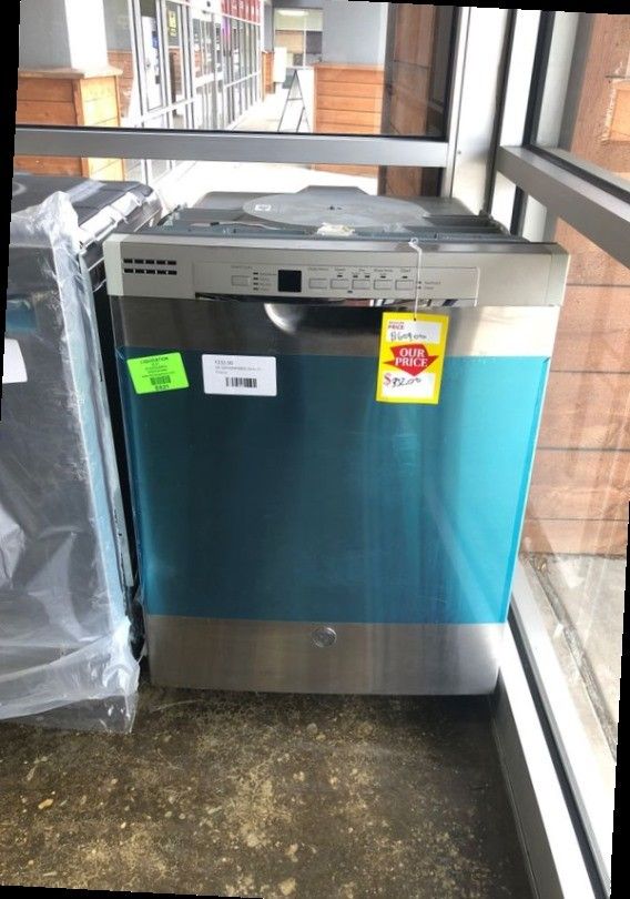GE 24 Stainless Steel Dishwashers M W