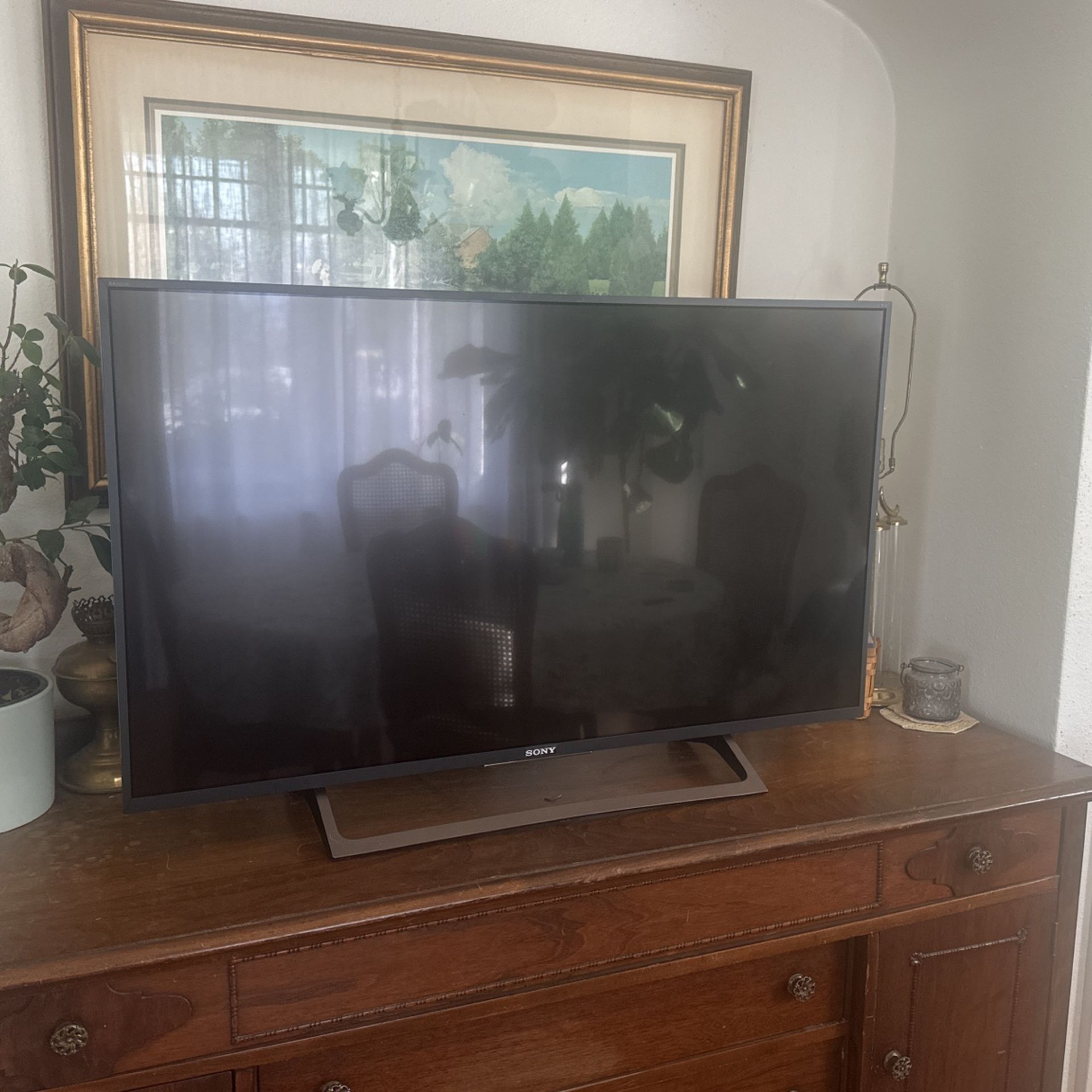 43” Sony TV Flatscreen