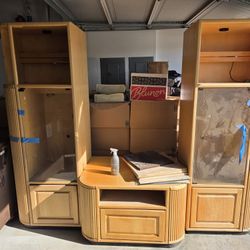 Entertainment Center/ TV Stand