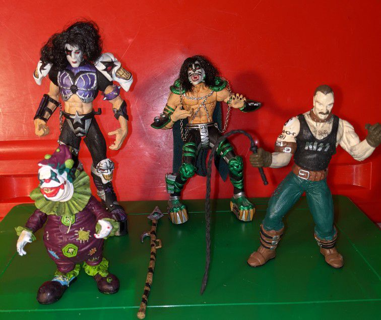 KISS Action Figures Vintage Psycho Circus Tour Sets Paul Stanley And Peter Kriss With Matching Circus Figures