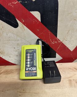 Ryobi 40 V Charger