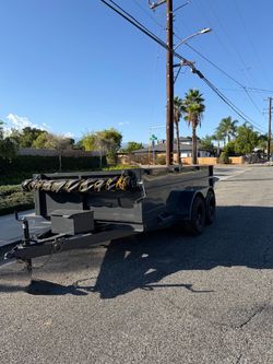DUMP TRAILER