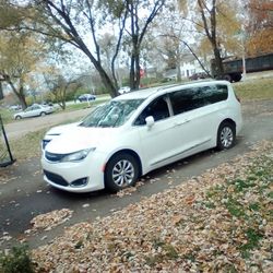 2019 Chrysler Pacifica 