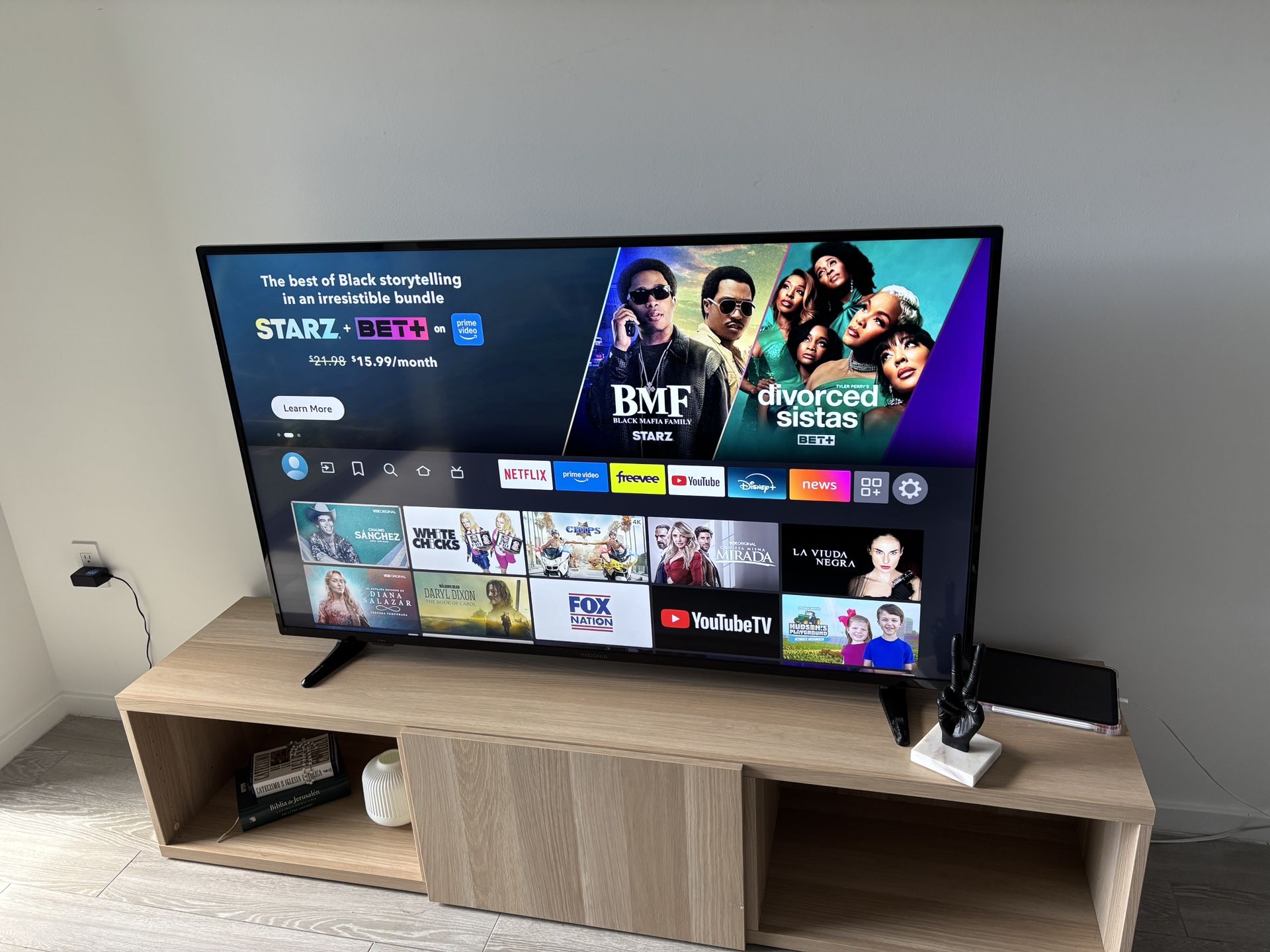 Insignia TV 58 Inch