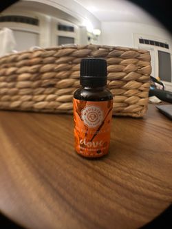 Woolzies Clove Essential Oil 30ml