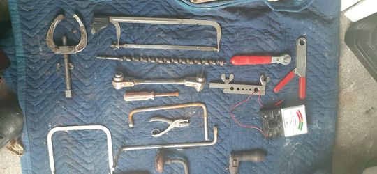 TOOLS LOT/ ALL ON PICTURES