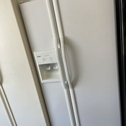 Kenmore refrigerator 30 days warranty  33” Wide 