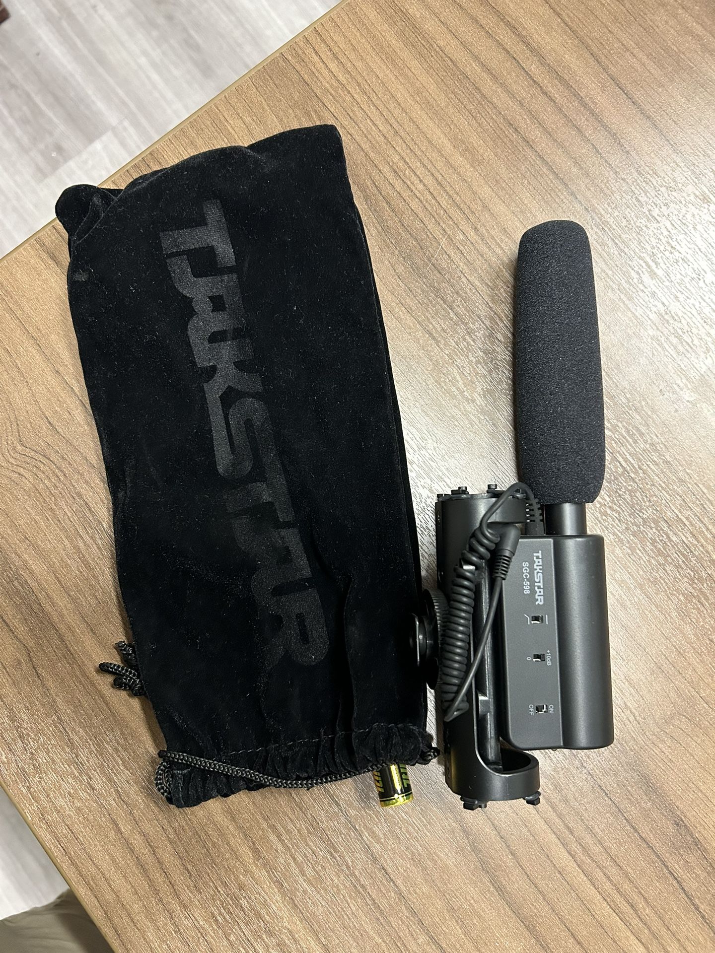 TAKSTAR SGC-598 Interview Microphone for Nikon/Canon Camera/DV Camcorder