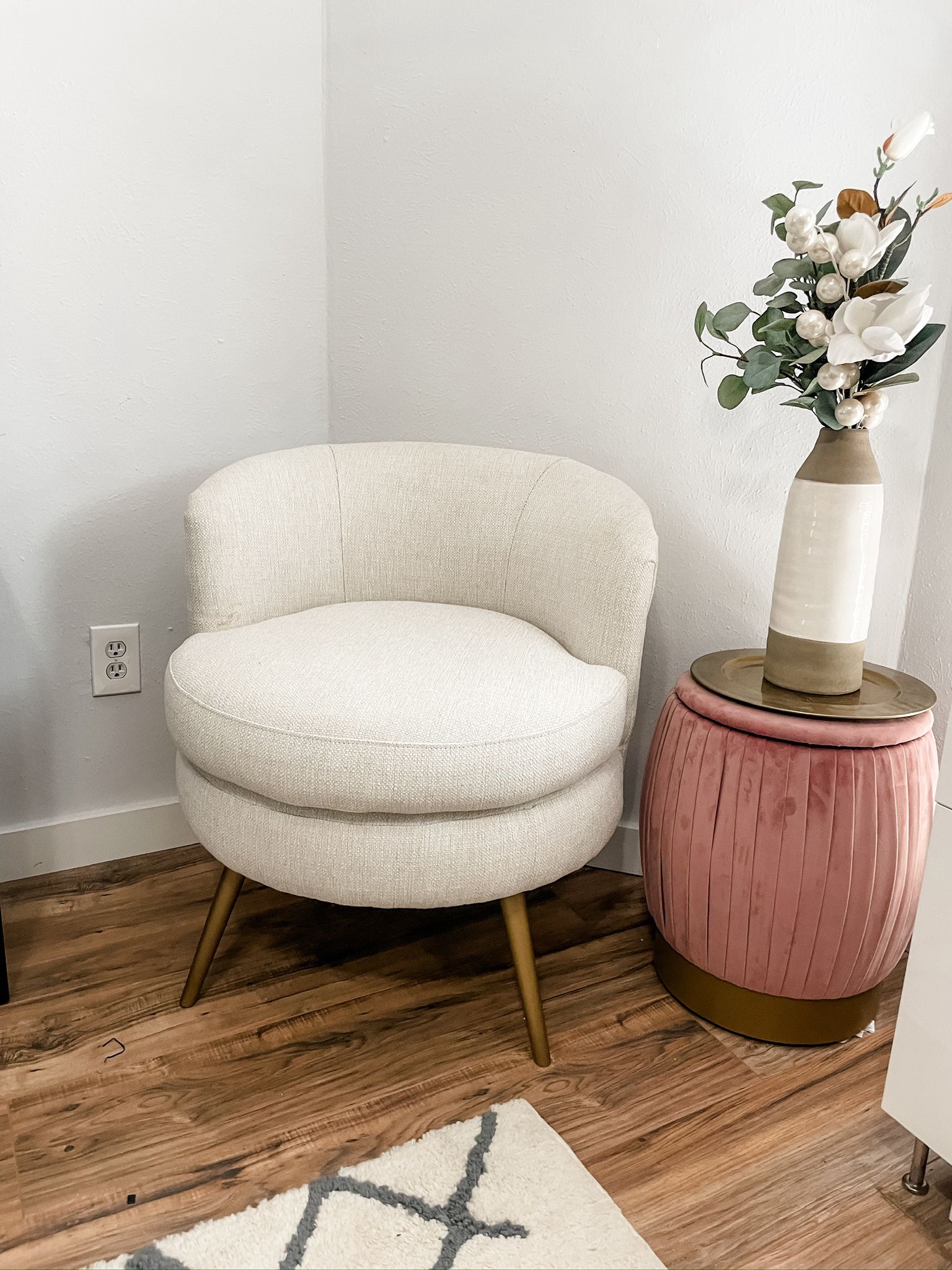 Chic Cream Accent Chair with Gold Legs