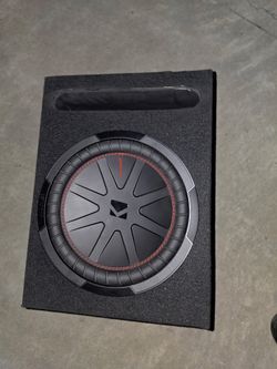kicker comp 12” with sub box