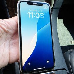 iPhone 11 Good Condition For T-Mobile 64GB