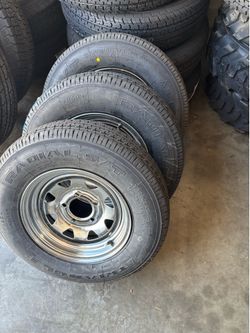 4 trailers with chrome wheel 175x80-13 $400