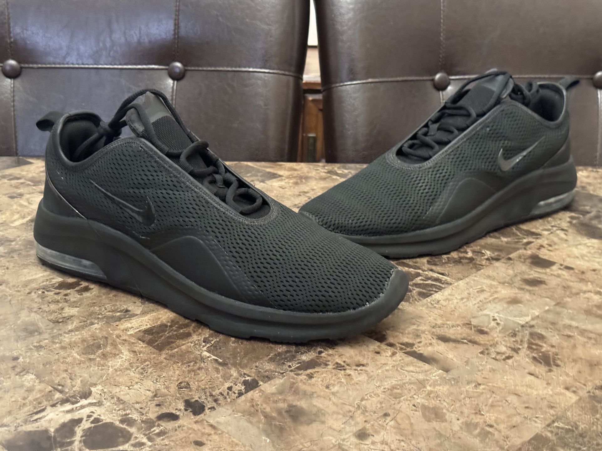 Nike Air Max Motion Running Training Sneakers Triple Black Shoe