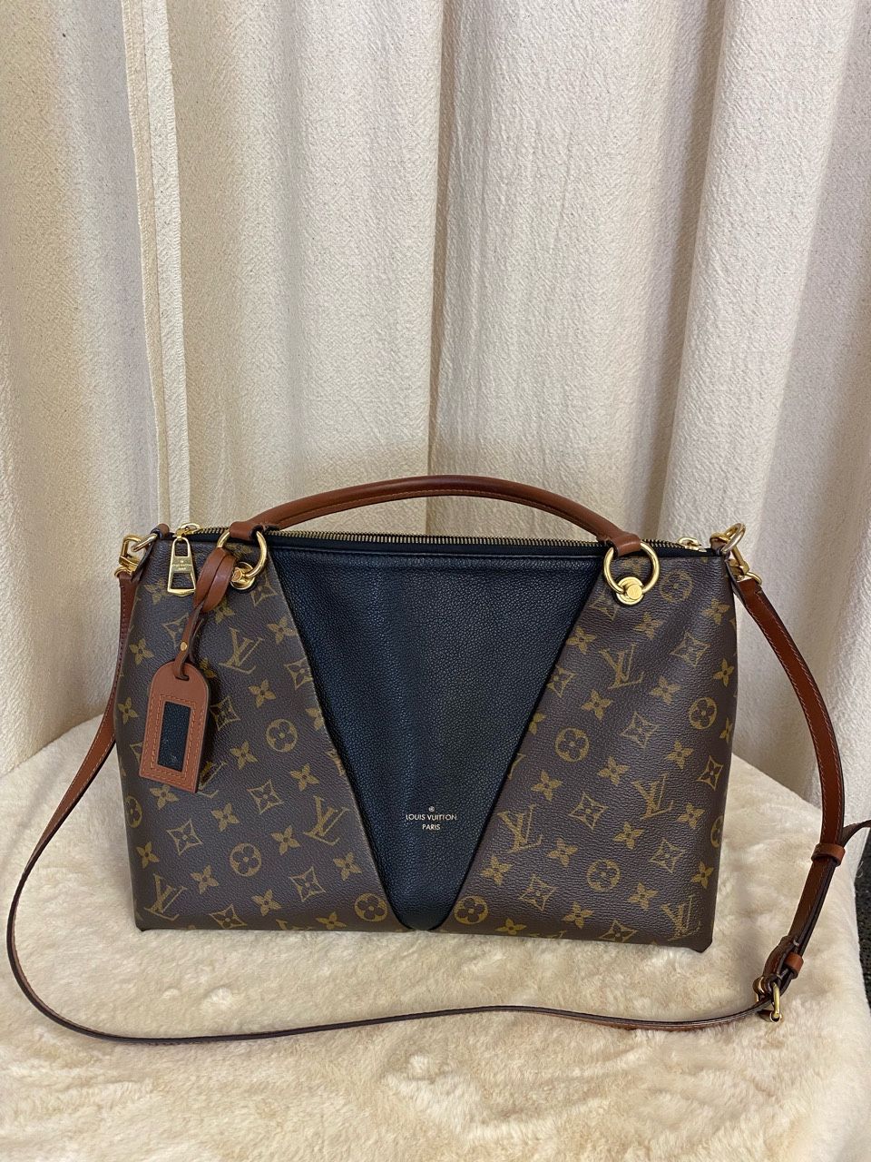 LOUIS VUITTON Monogram V Tote MM in Black