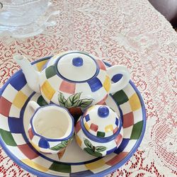 Verdura  Hand Painted Collection Tea Set