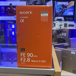 Sony fe 20mm f2.8 macro