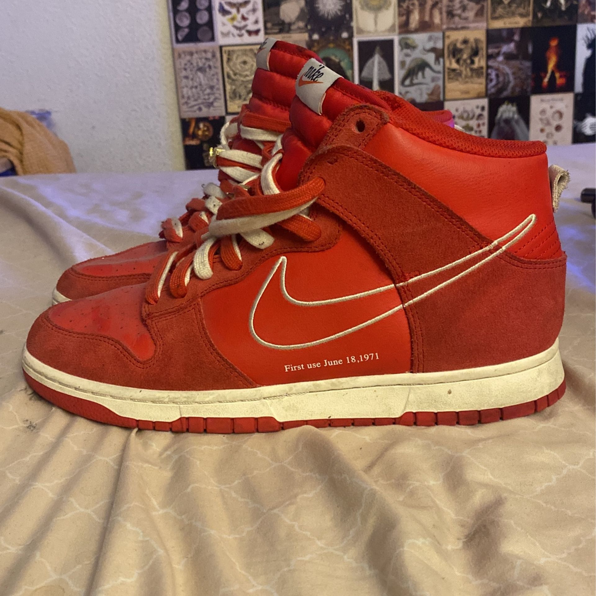 University Red Dunk High SE Size 10.5