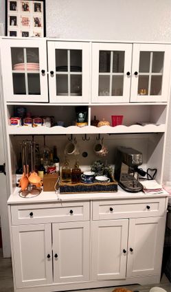 Kitchen pantry