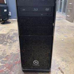 Thermaltake Desktop Computer For Parts