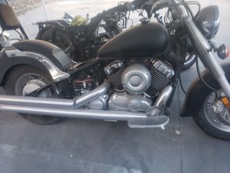 2001 Yamaha V star 650 r