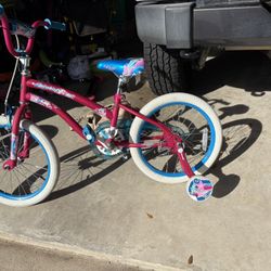 Girls Bike With Training Wheels