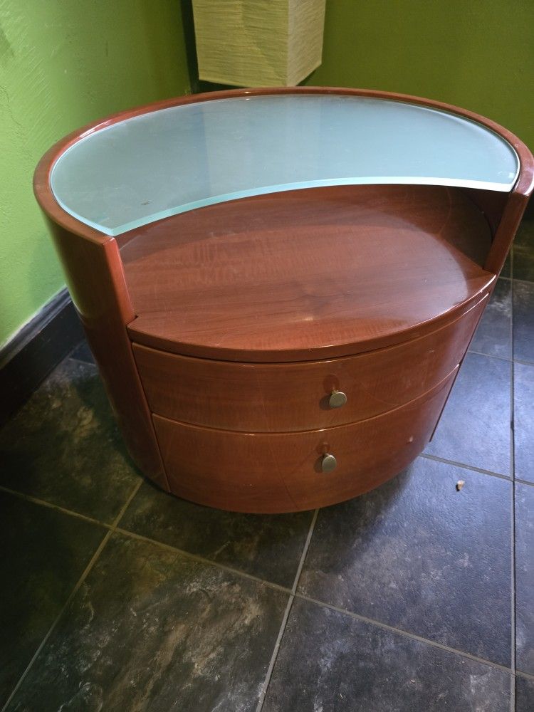 2 Drawer Table