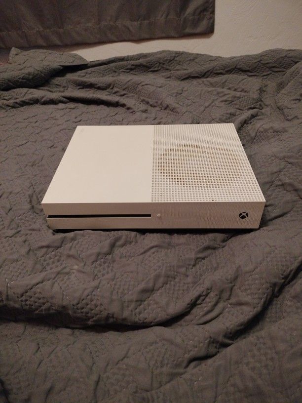 Xbox One S 1TB