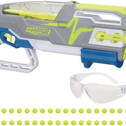 Nerf Hyper Siege-50 Pump-Action Blaster and 40 Nerf Hyper Rounds