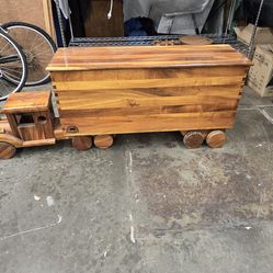 California Woodies Storage and or toy truck