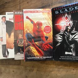 VHS   📼. Lot.       30$