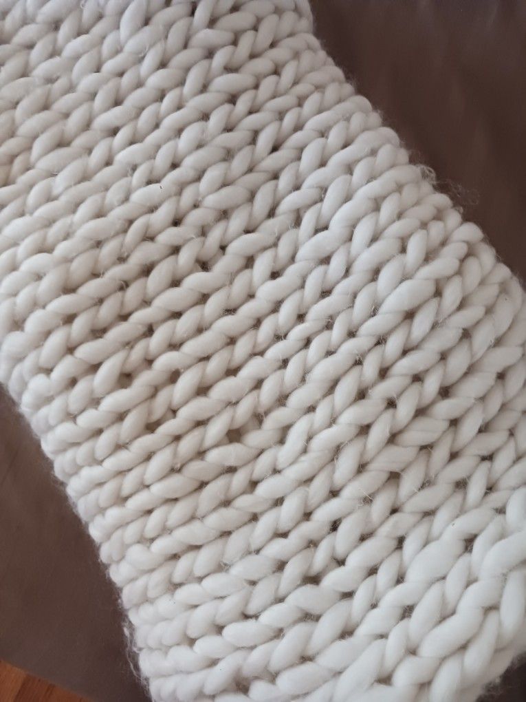 Merino wool blanket handmade.