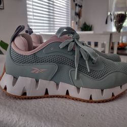 REEBOK ZiG dynamica womens 