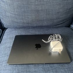 2024 MacBook Air Pro 512gb 16 Inches