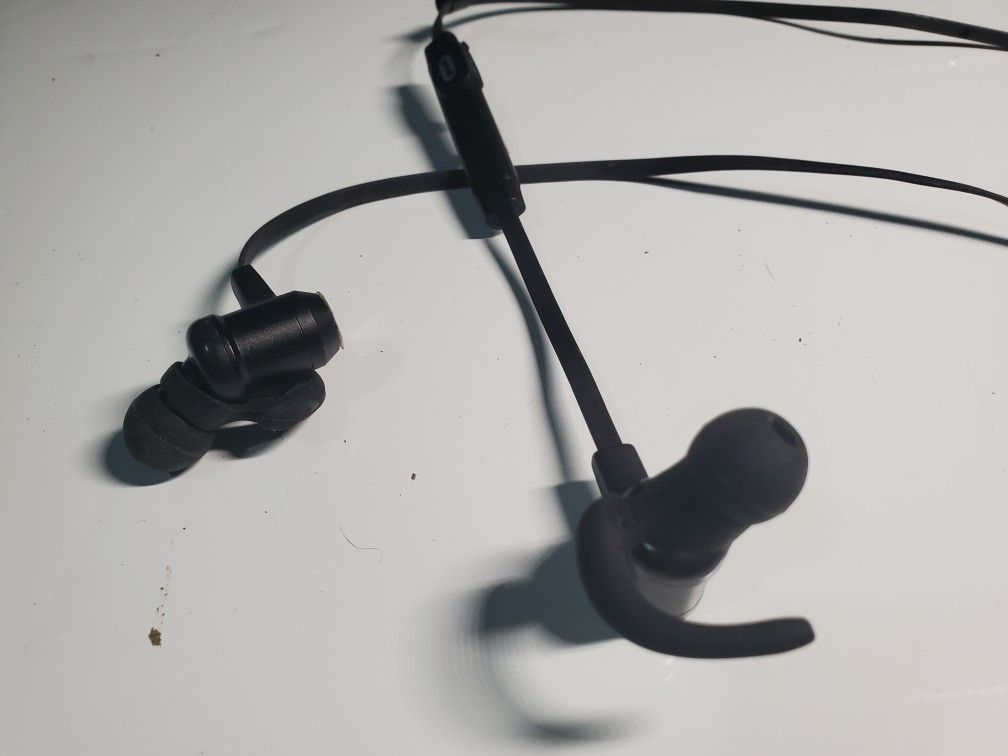 Bluetooth Wireless Earbuds 5.0