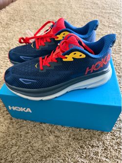 Hoka Clifton 9 new in box