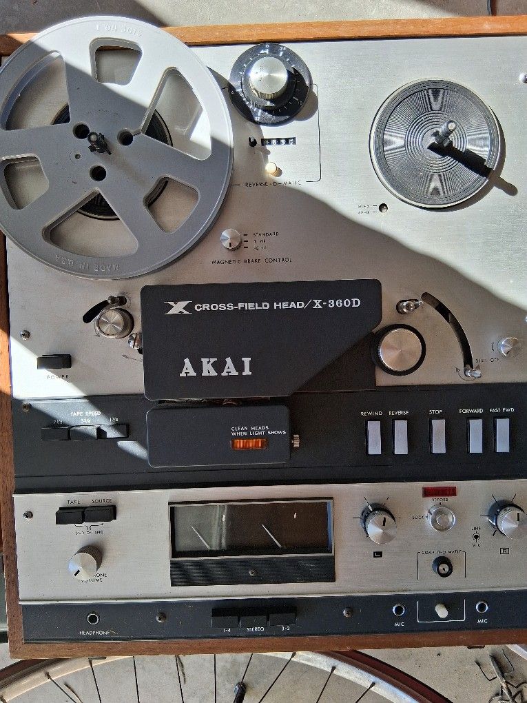 Jbl And Akay X360d