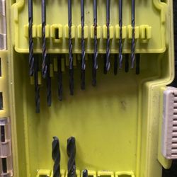 RYOBI Drill/Driver Bit Set – Assorted Bits in Original Case