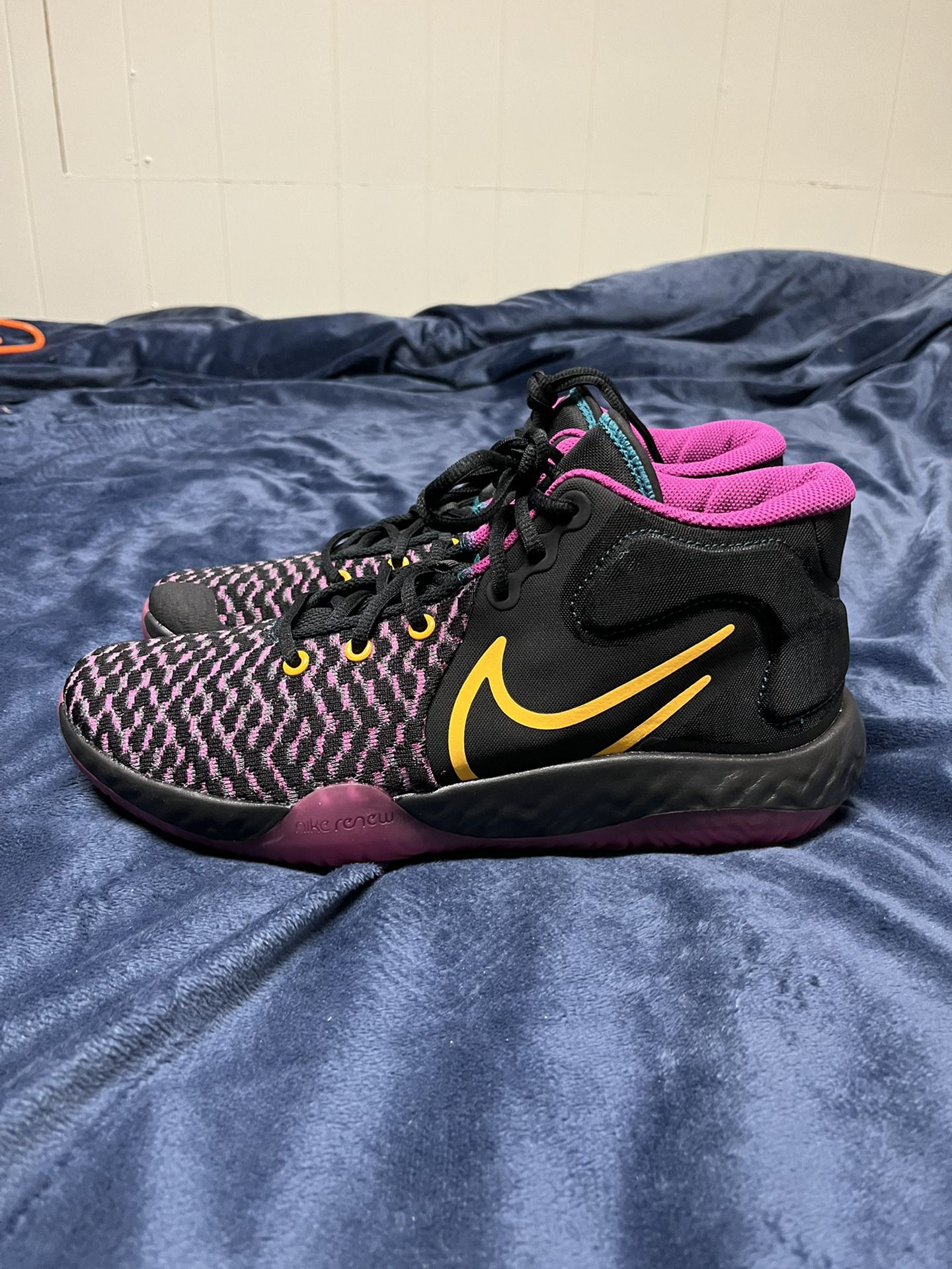 Nike Men’s KD Trey 5 VIII (Black Purple Yellow) - Size 11