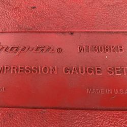 Snap On Compression Gauge Set