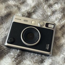 Fujifilm Black Cameras-and-accessories(L49)