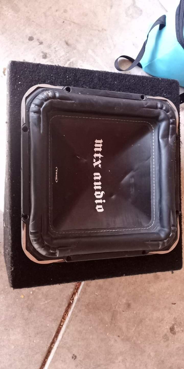 MTX AUDIO 10" SQUARE THUNDER SUBWOOFER