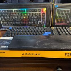 GMMK Pro V1 75% Keyboard, GMMK Numpad, Wooden Wrist Rest